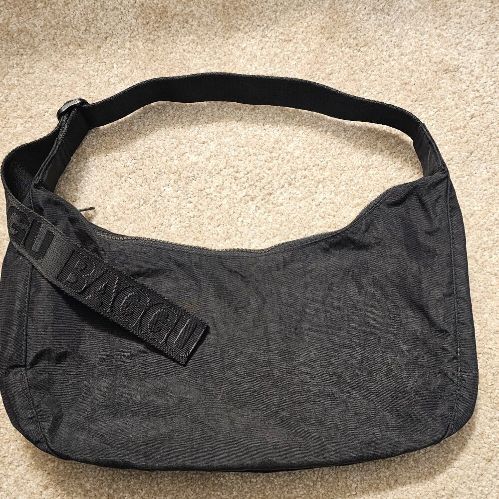 Baggu Medium Nylon Crescent Bag